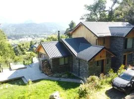 Catalina - Casa de Montaña