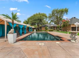 luxury 5 Bedroom Villa, Top Location, hotel em Plano