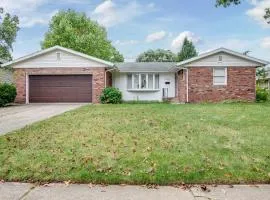 Golden Shamrock 3BR Home 3min to ND