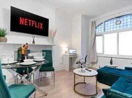 Large 2 Bedroom Pad in South London