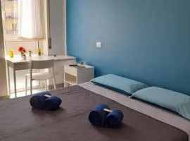 -L' Oasi Del Turista, Room2- CENTRAL STATION