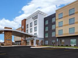 Fairfield Inn & Suites by Marriott Chicago Bolingbrook, hotel con pileta en Bolingbrook