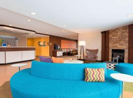 Fairfield Inn and Suites by Marriott Chicago St. Charles, hotel em Saint Charles