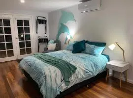 Dolphin Cottage