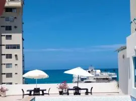 C&E ALOJAMIENTOS , Apartamentos a una calle de la Playa & Malecón