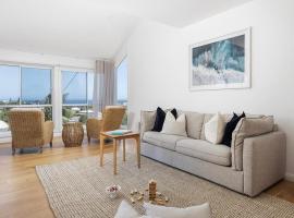 Sea Essence on Kingsley - Heated Pool and Stunning Views, ξενοδοχείο σε Boat Harbour