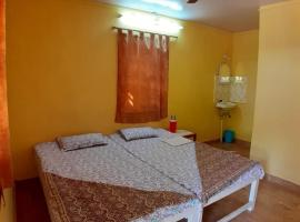 Hotel Sai Gajanan, hotel en Bhogwe