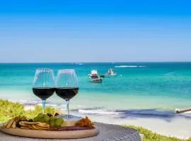 Ledge on the Beach - Nestled right by the waters edge