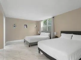 Bay Harbor Sunset Apt 2A