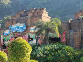 NO DEPOSIT - BIG Home 2-sty Terrace Near World Theme Park Hot Springs & Night Park max 6person, hotel v destinácii Ipoh