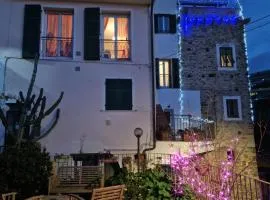 La Torretta di Piero con terrazzi e parcheggio privato Citra zero zero ottanta 31LST0282