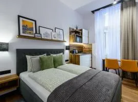 Budapest Holidays Vibes