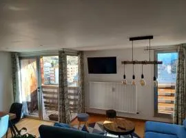 Exceptional apartment with mountain view Centre Station
