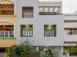Giriraj Homestay 3 BHK with driver room