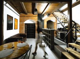 Ötköb Cottage - Wine House, khách sạn ở Miskolc