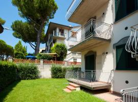 I Pungenti, serviced apartment in Castiglioncello