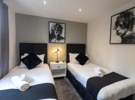 Charming Cottage Near Fields and Harry Potter Studios, hotel v destinaci Garston