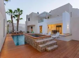 Modern Villa with Pool in Mirleft, 715 m²
