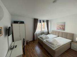 Raaz Pension, Hotel in Erftstadt