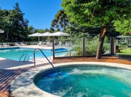 Berna Hotel & Spa, hôtel à Villa General Belgrano