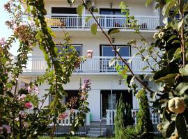 Studio apartments M&N, Hotel in Trogir
