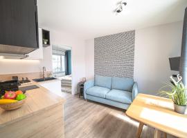 Le Lumière T2- Metro B Oullins-Lyon centre, hotel v destinaci Oullins