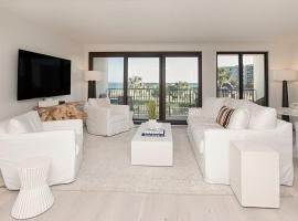 Tranquil Getaway 2BR Ocean Views Onsite Amenities, hotel in Pawleys Island