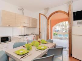 The Charming Marina Village Tipo 3-3 Bedroom Villa 6 persons, hotel in Lido di Spina