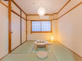 心斎橋梅田京都usjなど人気観光エリアへアクセス抜群4ベットルーム3階建て貸切