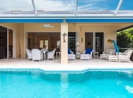 Marco Home - 3BR - Pet Friendly - Pool & Lanai
