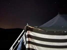 عزبة العاصفة