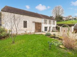 Amazing Home In Vienne-En-Arthies, Hotel in Vienne-en-Arthies