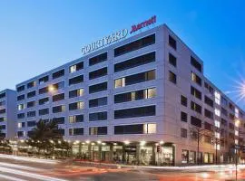 コートヤード バイ マリオット チューリッヒ ノース、チューリッヒにあるチューリッヒ空港 - ZRHの周辺ホテル