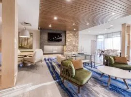 Fairfield Inn & Suites by Marriott Charlotte Belmont