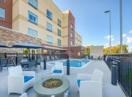 Fairfield Inn & Suites by Marriott Charlotte Belmont
