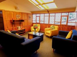 BEAUTIFUL, SPACIOUS & COZY HOUSE LOCATED IN THE HEART OF CUSCO, viešbutis Kuske