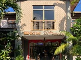 De Village Lodge, hotel in Balik Pulau