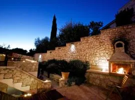 Villa More 3 Apartments A-10, A-11 and A-12 , 4-4-6 Beds