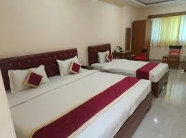 Hotel Rekha International