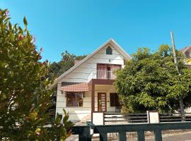Chakkantharas Pool Villas, hotel v destinaci Athirappilly