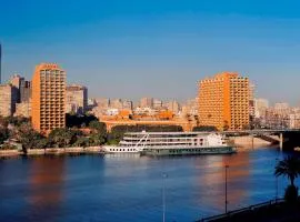 Cairo Marriott Hotel & Omar Khayyam Casino