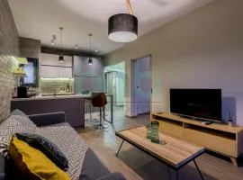 SeaFront Luxury Apartment