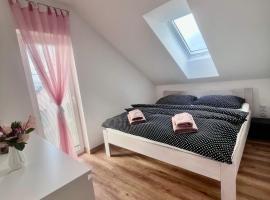 Apartmán Roda2 Malé Lipno, hotel in Černá v Pošumaví