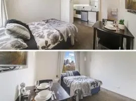 704 Lovely Modern Super Cosy Studio Heart of CBD