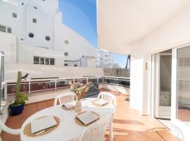 Bel Appartement Terrasse Empuriabrava Nautic by Welhomy, hotel sa Empuriabrava
