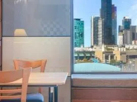 Lovely Cosy Whole Studio Room Melbourne CBD