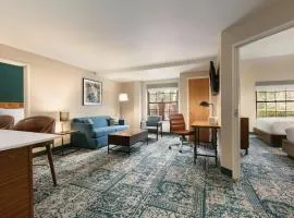 Four Points by Sheraton Raleigh Arena
