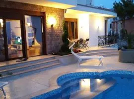 Villa Perla with Sea View