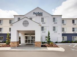 Fairfield Inn & Suites Indianapolis Airport, hotel i Indianapolis