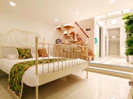 Shanghai Hills & Aromahome Modern Cottage Home Retreat with 2Bedrooms close to Tianzifang, cottage in Shanghai